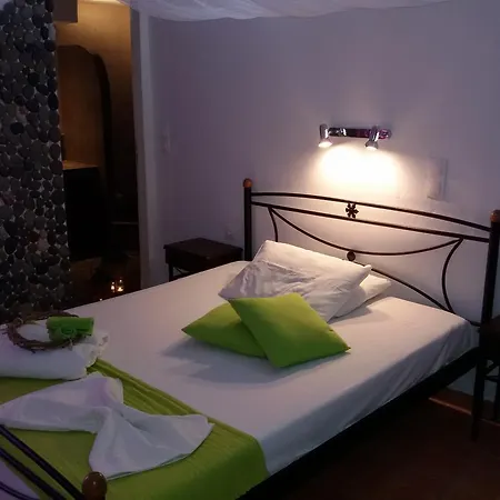 Livadaros Guest house Karterados (Santorini)