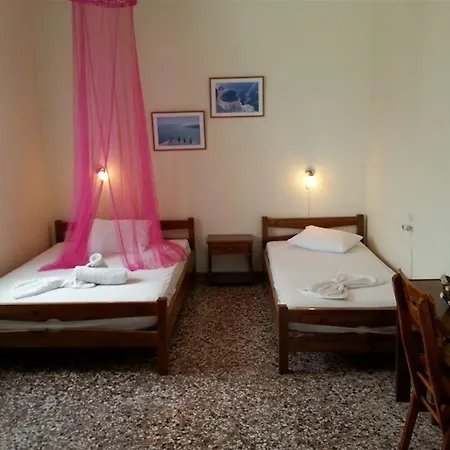 Hotel Livadaros Karterados (Santorini)